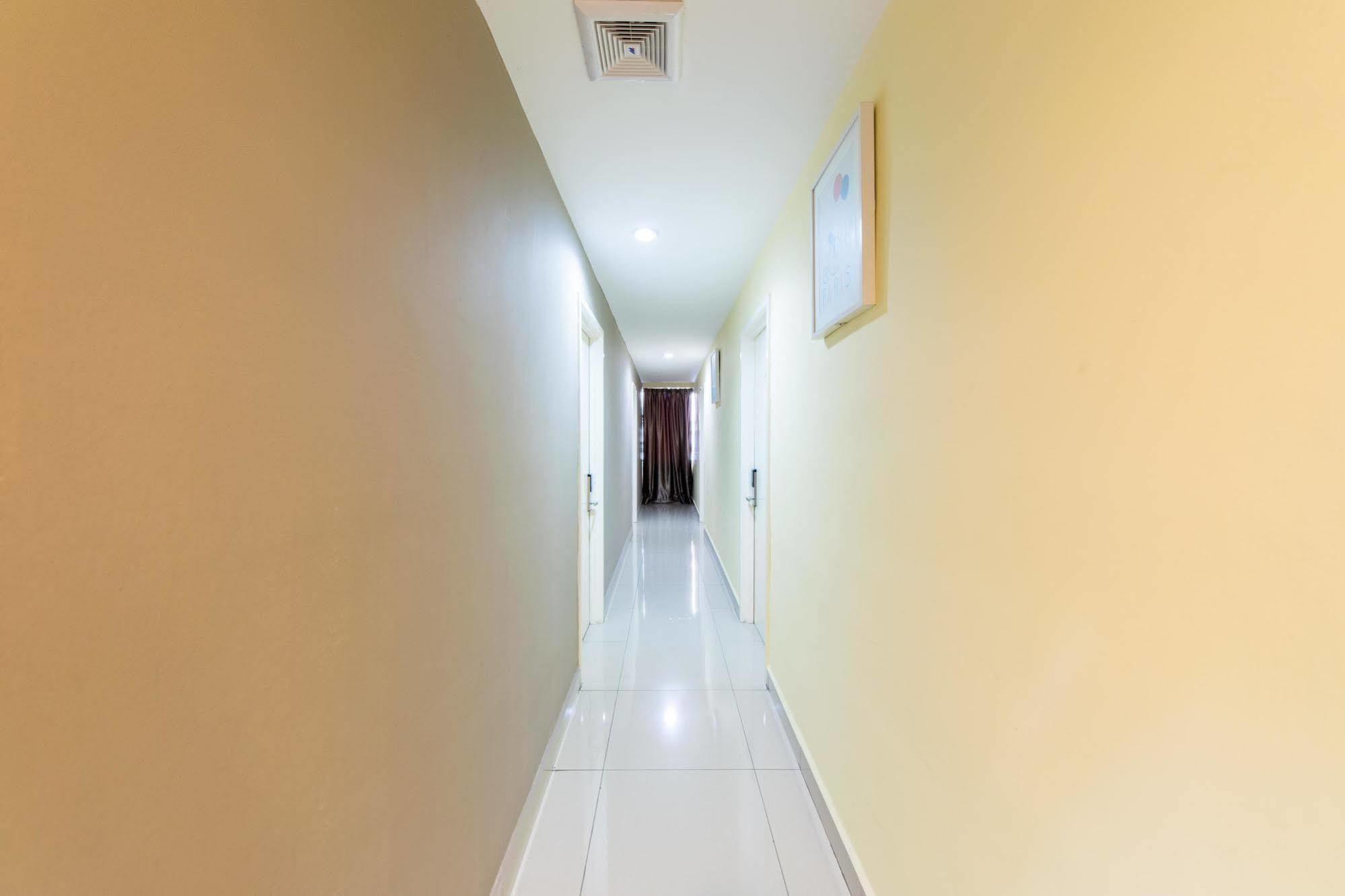 De Jaya Hotel 八打灵再也 外观 照片