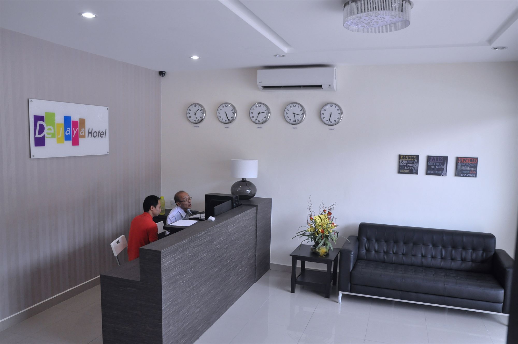 De Jaya Hotel 八打灵再也 外观 照片
